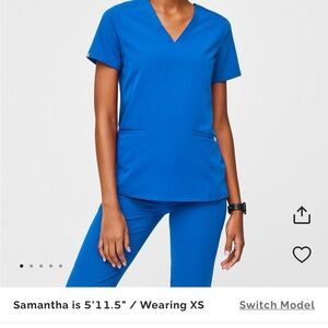 Figs Casma 3 pockets scrub top